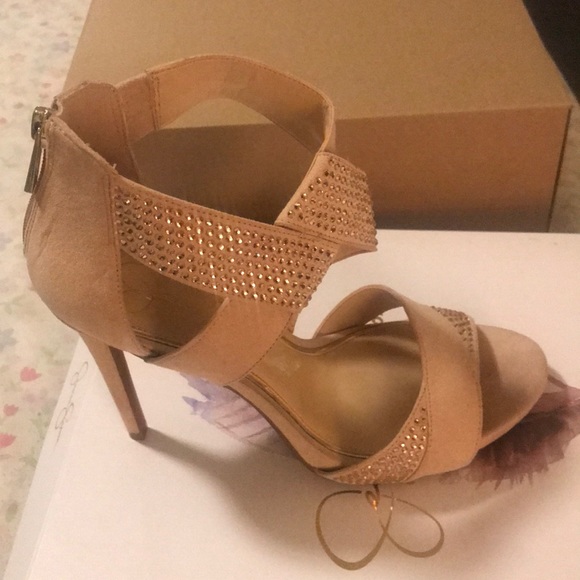 Jessica Simpson - Picture 2 of 3